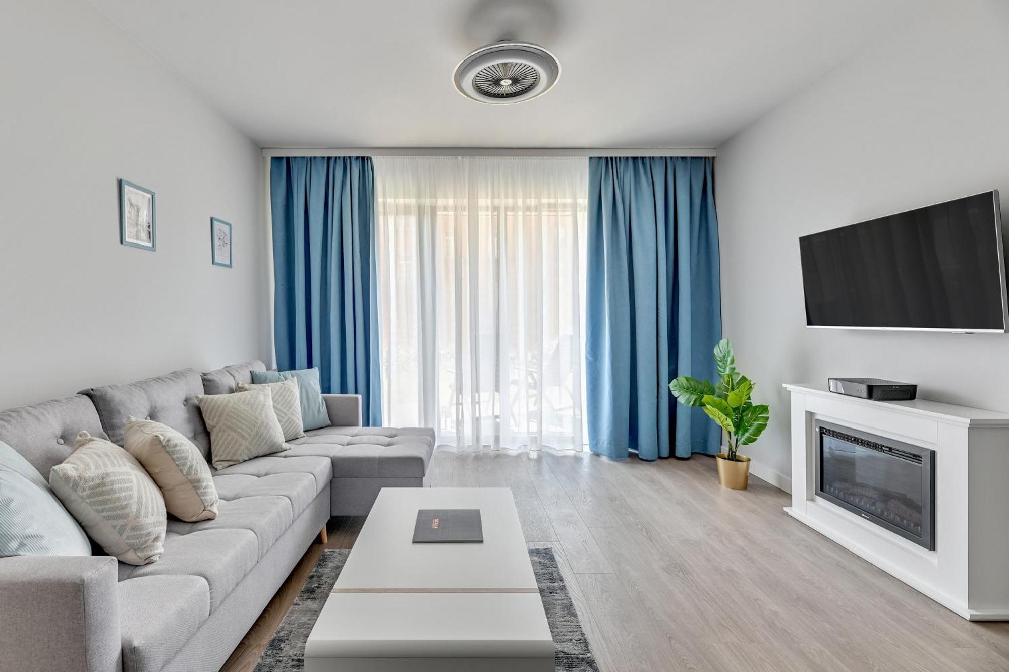 Scala City Center Apartments & Studios By Lion Apartments Gdańsk Exteriör bild