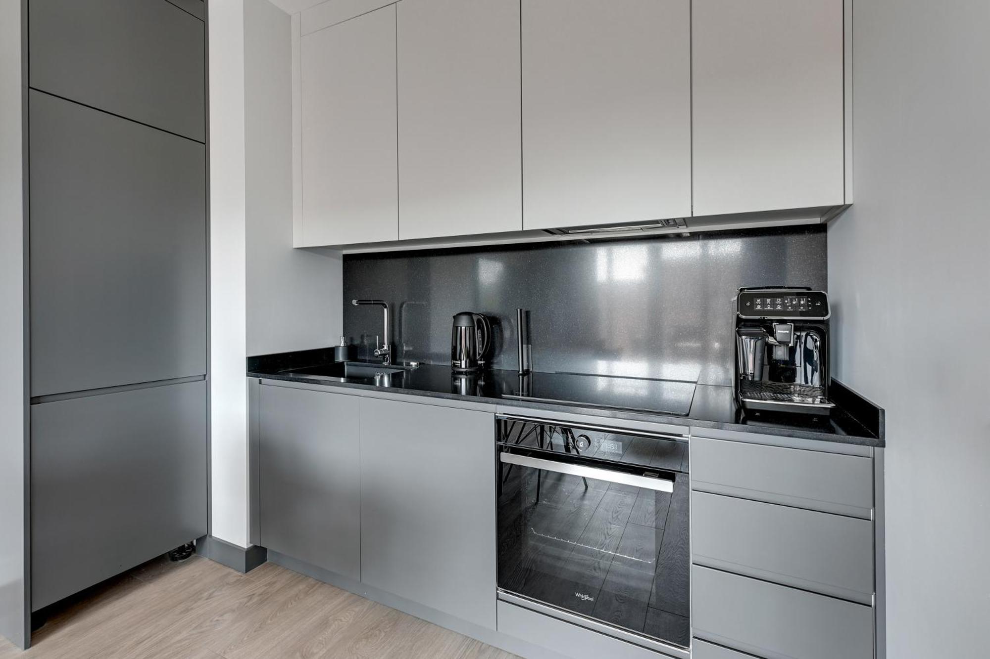 Scala City Center Apartments & Studios By Lion Apartments Gdańsk Exteriör bild