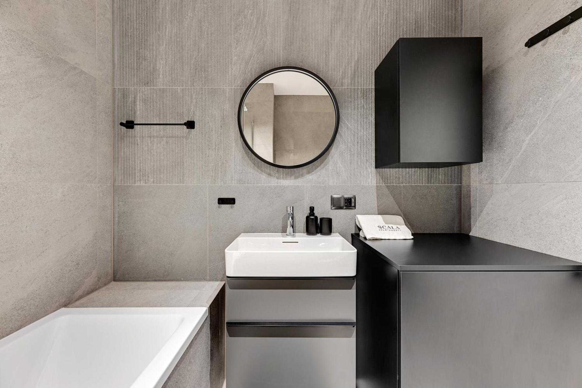 Scala City Center Apartments & Studios By Lion Apartments Gdańsk Exteriör bild