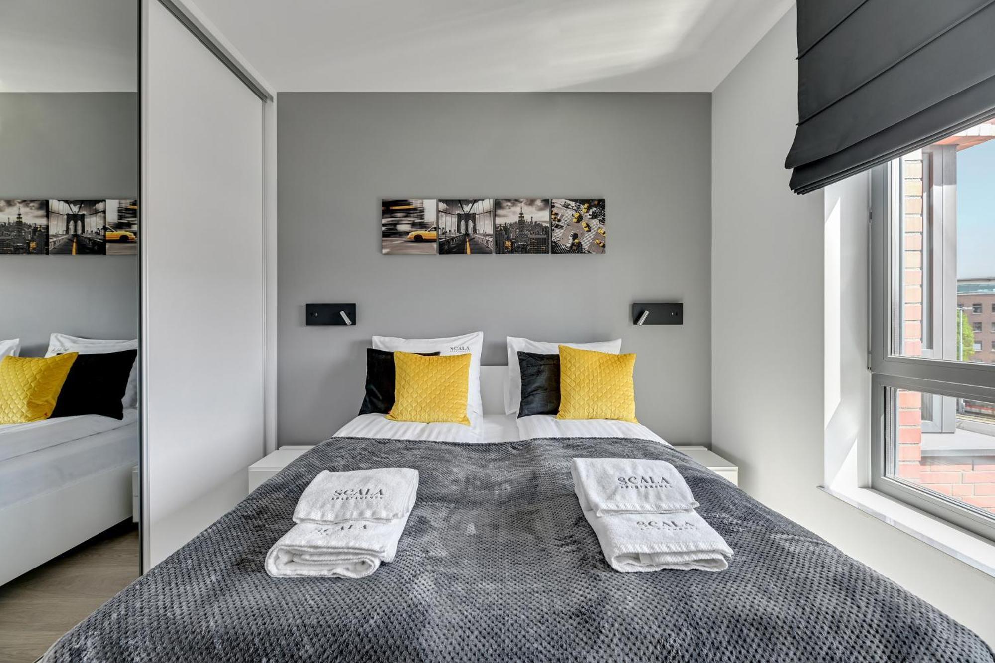 Scala City Center Apartments & Studios By Lion Apartments Gdańsk Exteriör bild