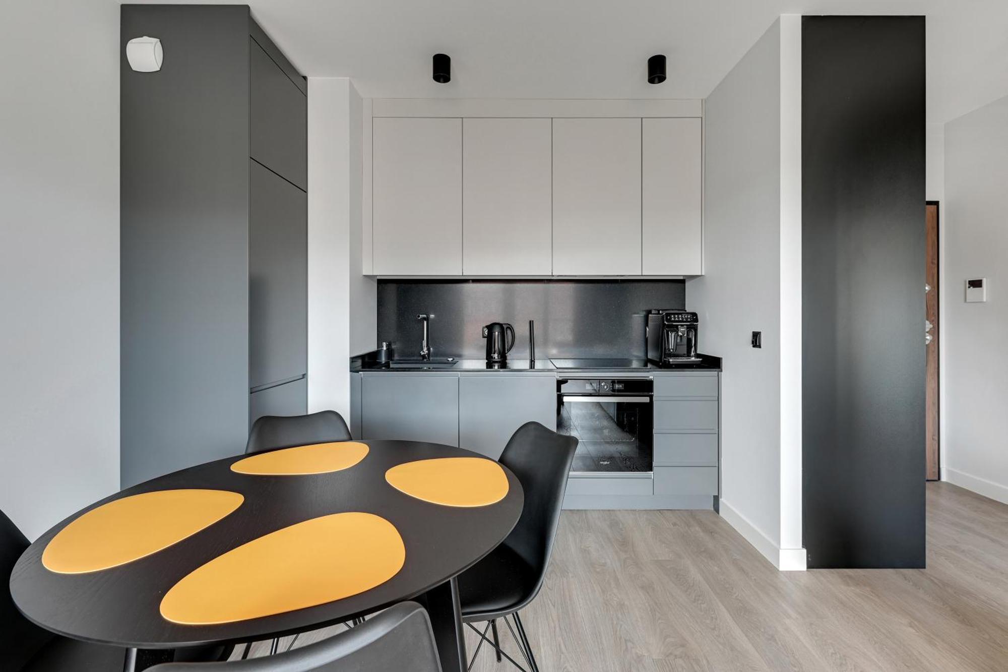 Scala City Center Apartments & Studios By Lion Apartments Gdańsk Exteriör bild