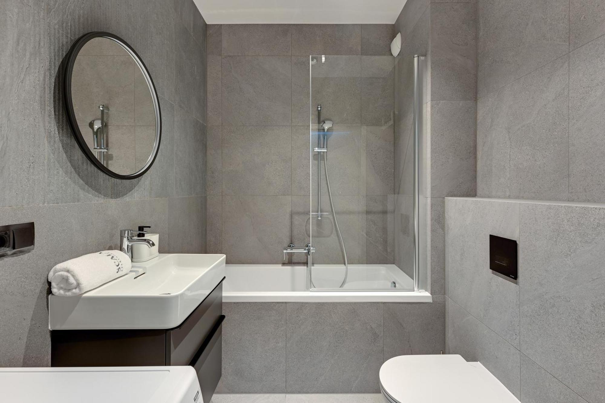 Scala City Center Apartments & Studios By Lion Apartments Gdańsk Exteriör bild